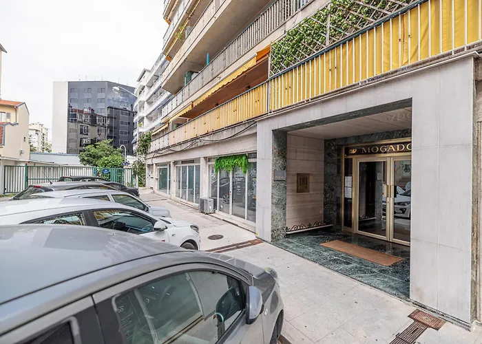 Mogador - Close To The - Happy